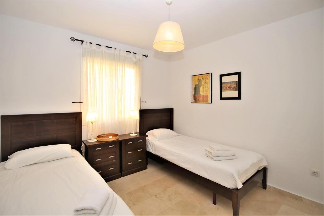 Apartment Pedro Estepona Bagian luar foto